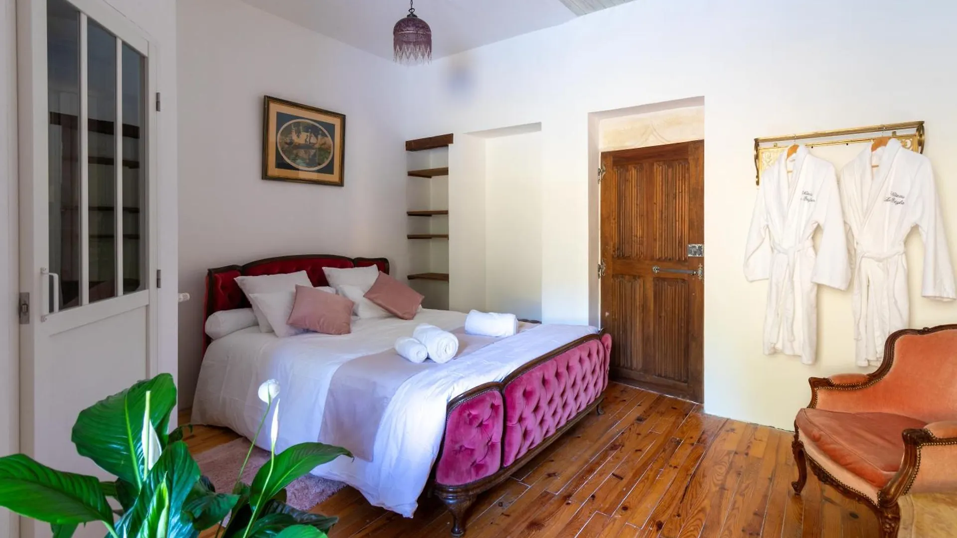 Chateau Le Beylon - Chambres D'Hotes Montmaur  Montmaur (Hautes-Alpes)